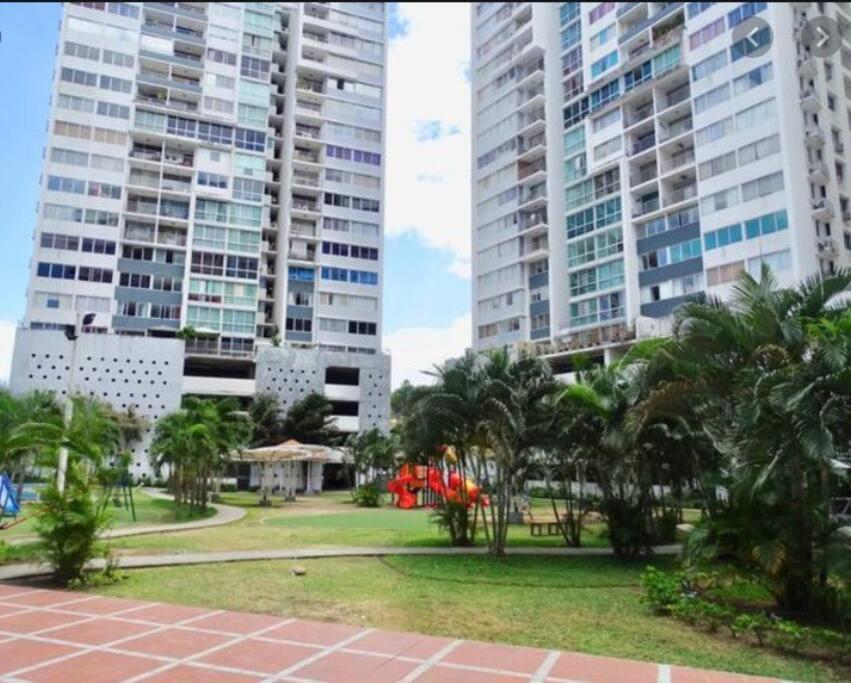 Cozy Near Metro Station Ave 12 Oct Apartamento *